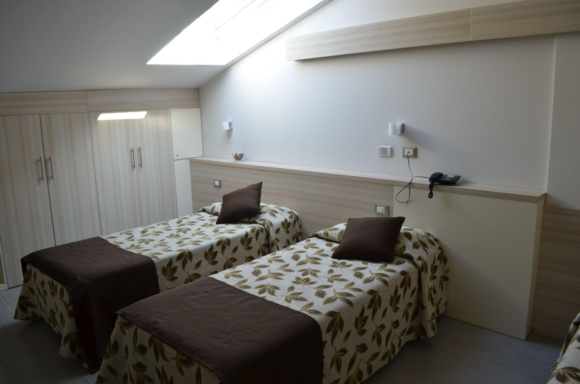 Holiday- Finestrella Bologna