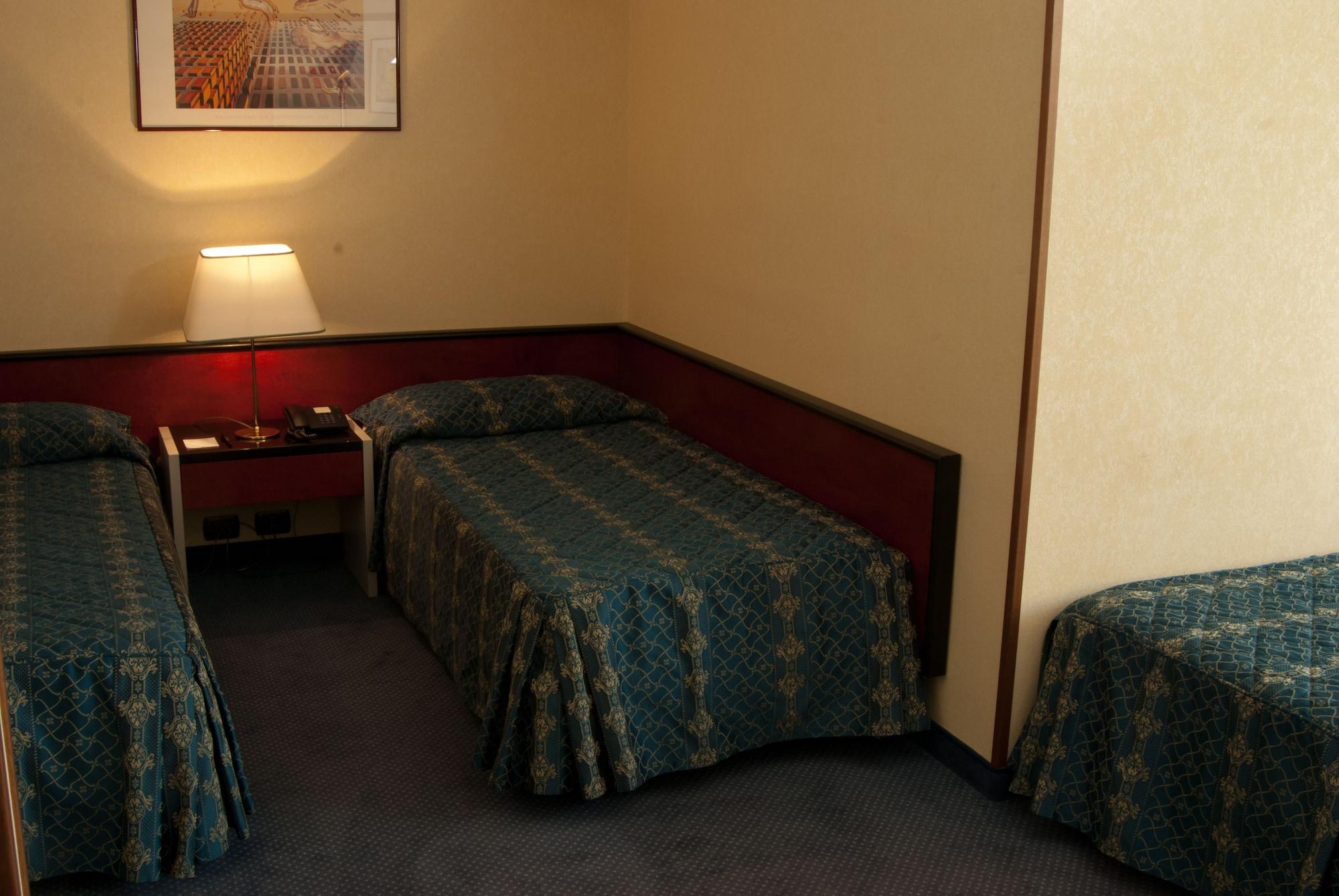 Hotel Jr Amadeus Bologna