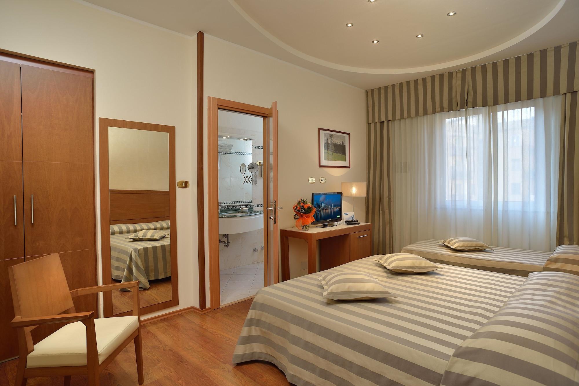 Astor Hotel