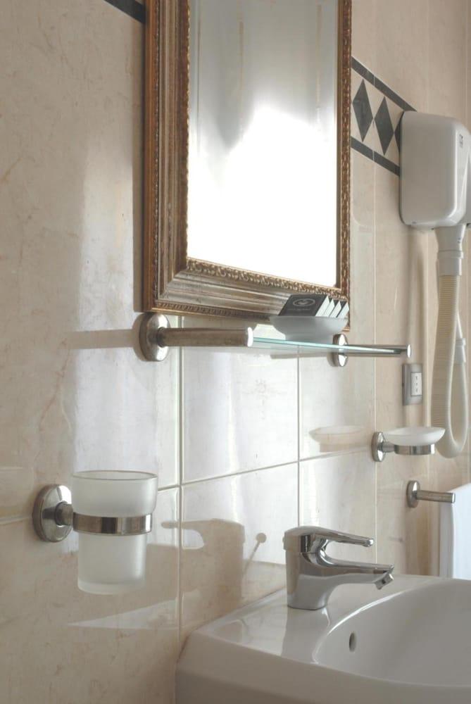 Hotel Del Borgo Bolonia