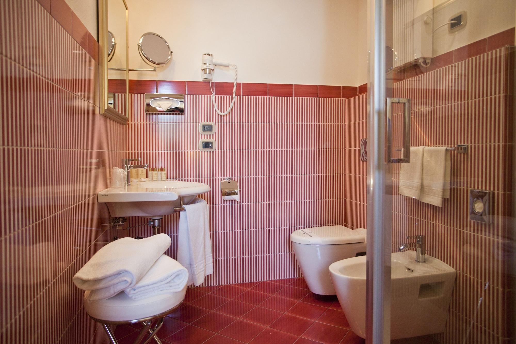 Cavour Hotel 3*