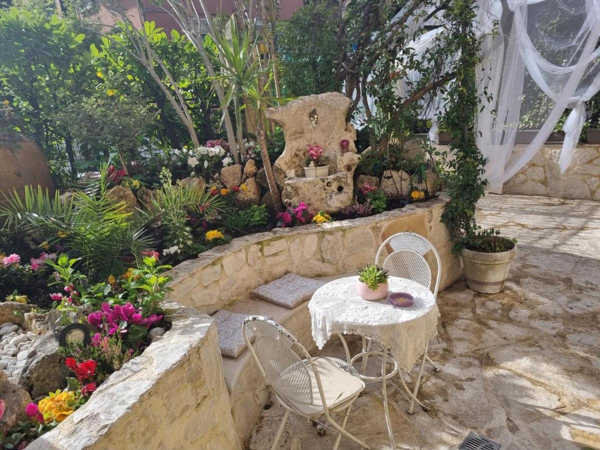 Stella Del Mar Bed & Breakfast *