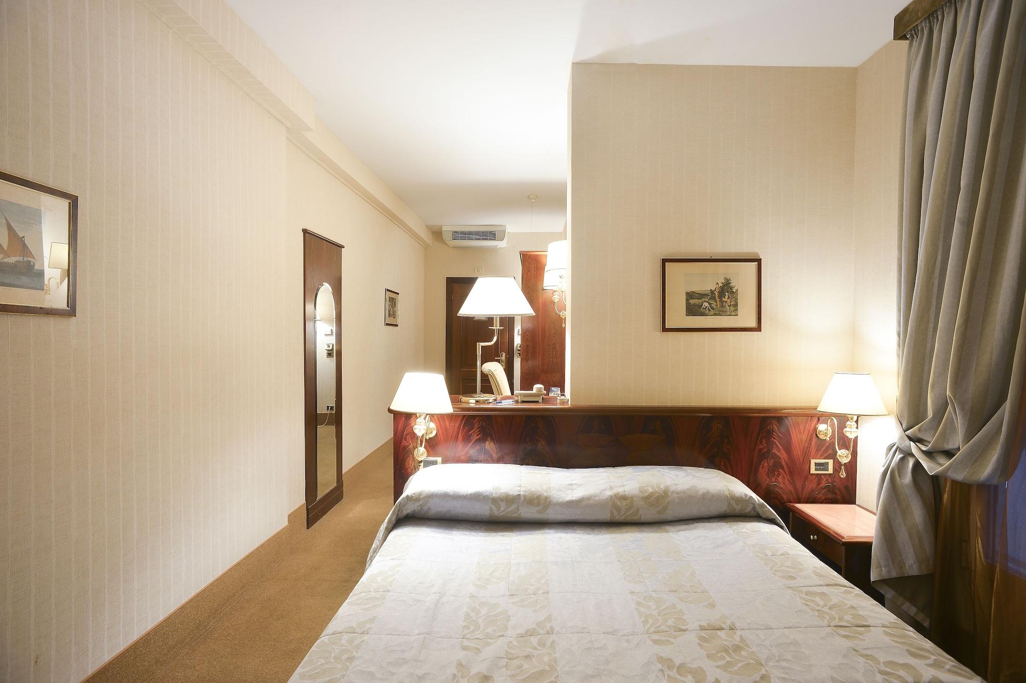 Zanhotel Tre Vecchi 4* Bologna