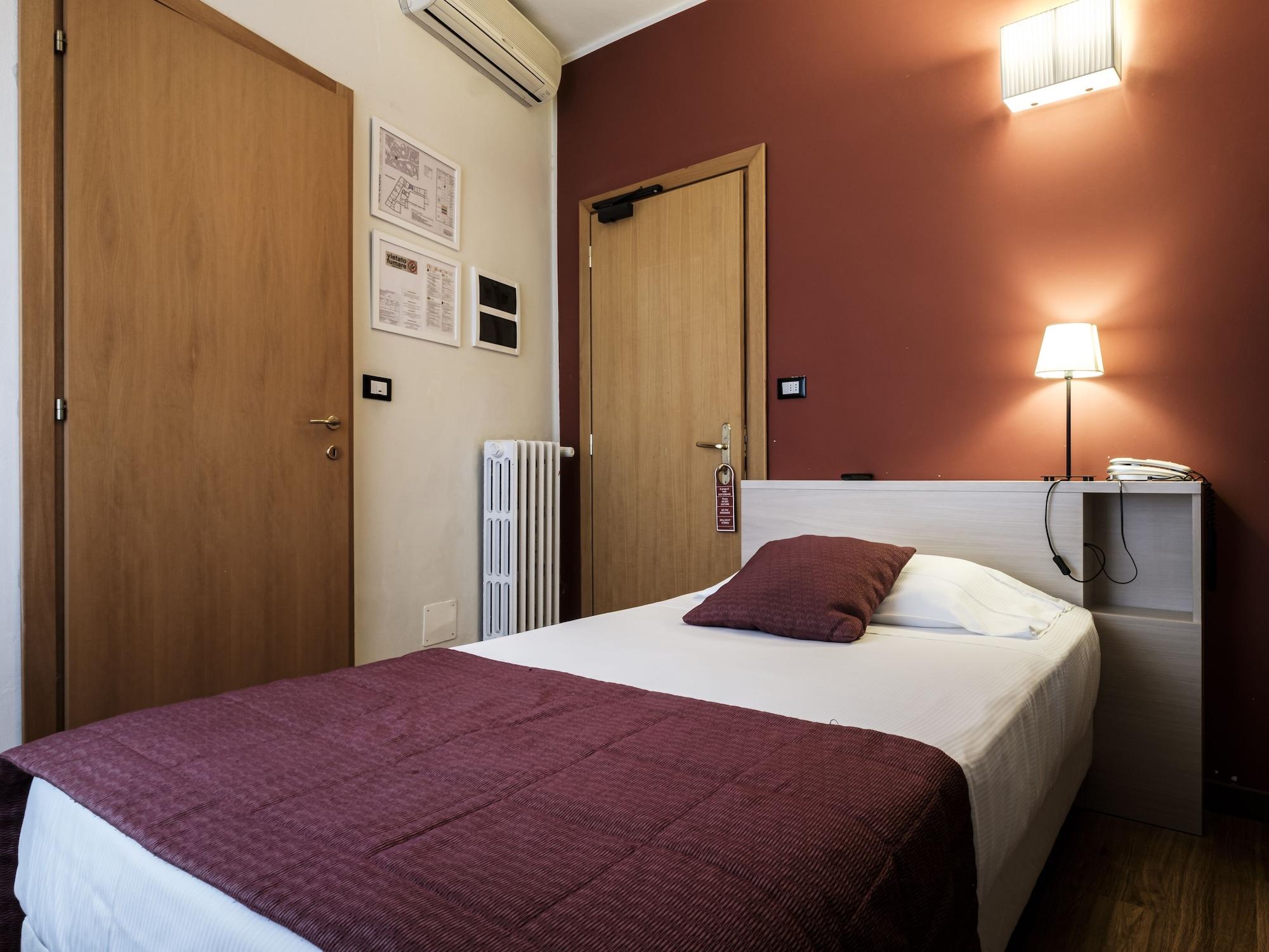 Accademia 3* Bolonia