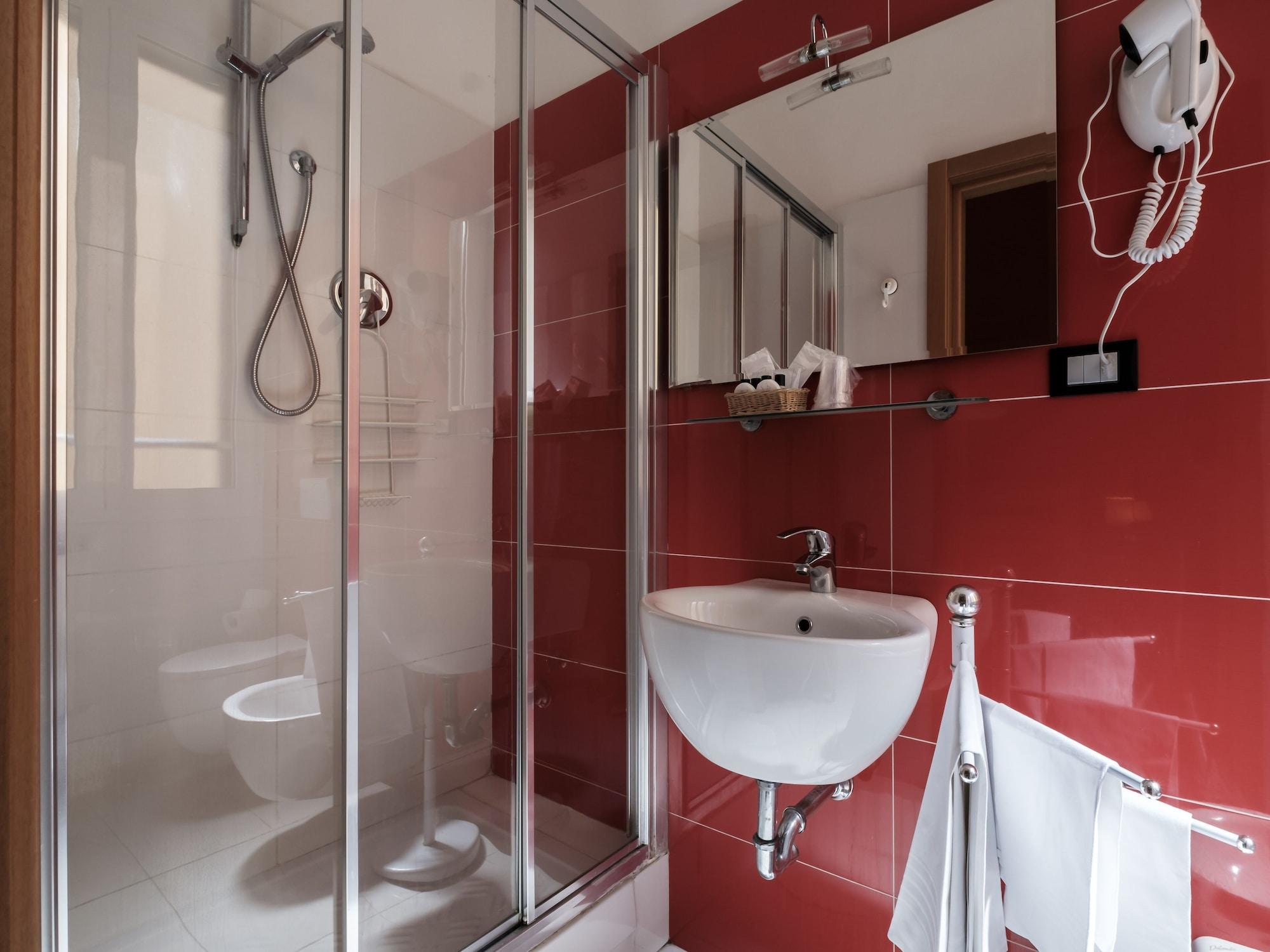 Accademia 3* Bolonia