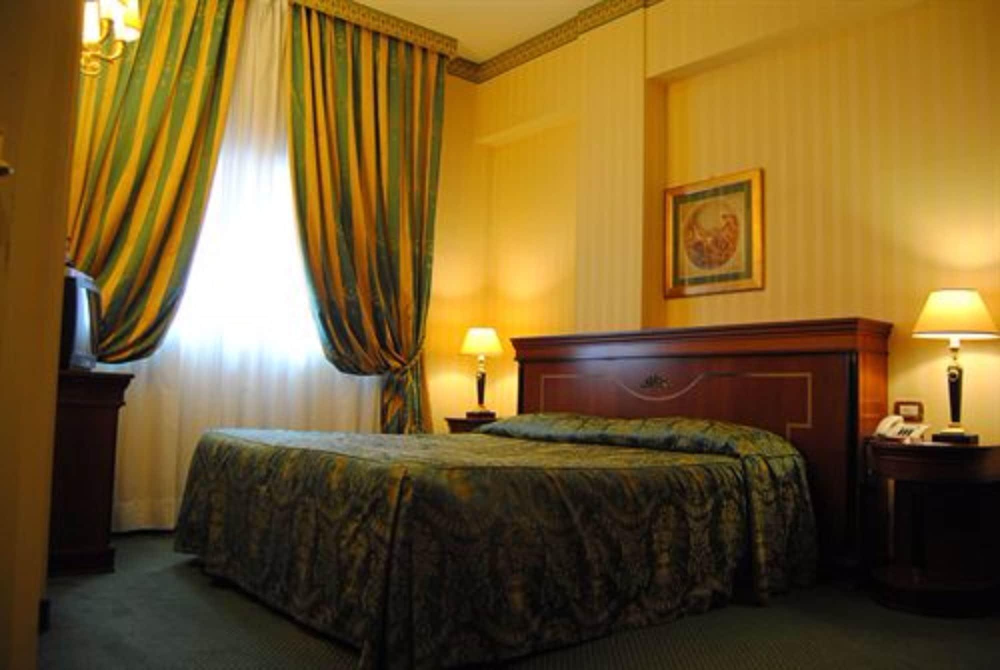 Hotel Zanhotel Europa 4*