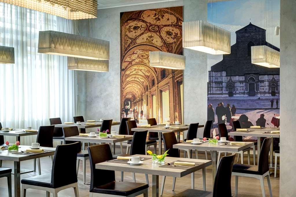 Hotel Unahotels San Vitale 4*
