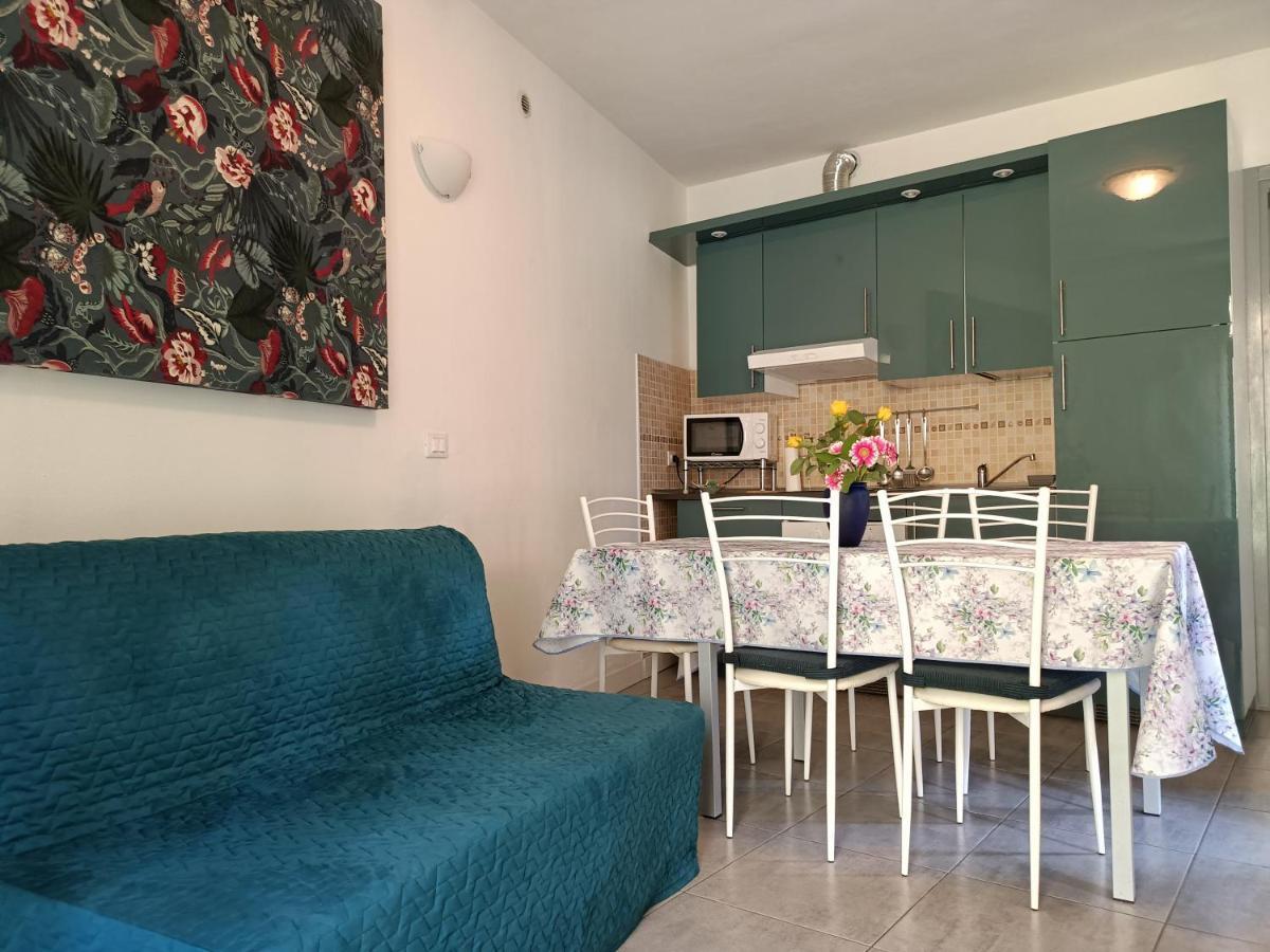 Apartamento Borghetto San Donato 105 *