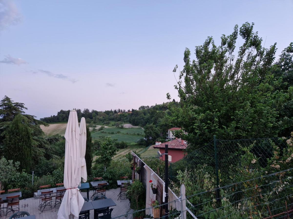 Lovely One-bedroom Attic In An Ancient Village * Bologne