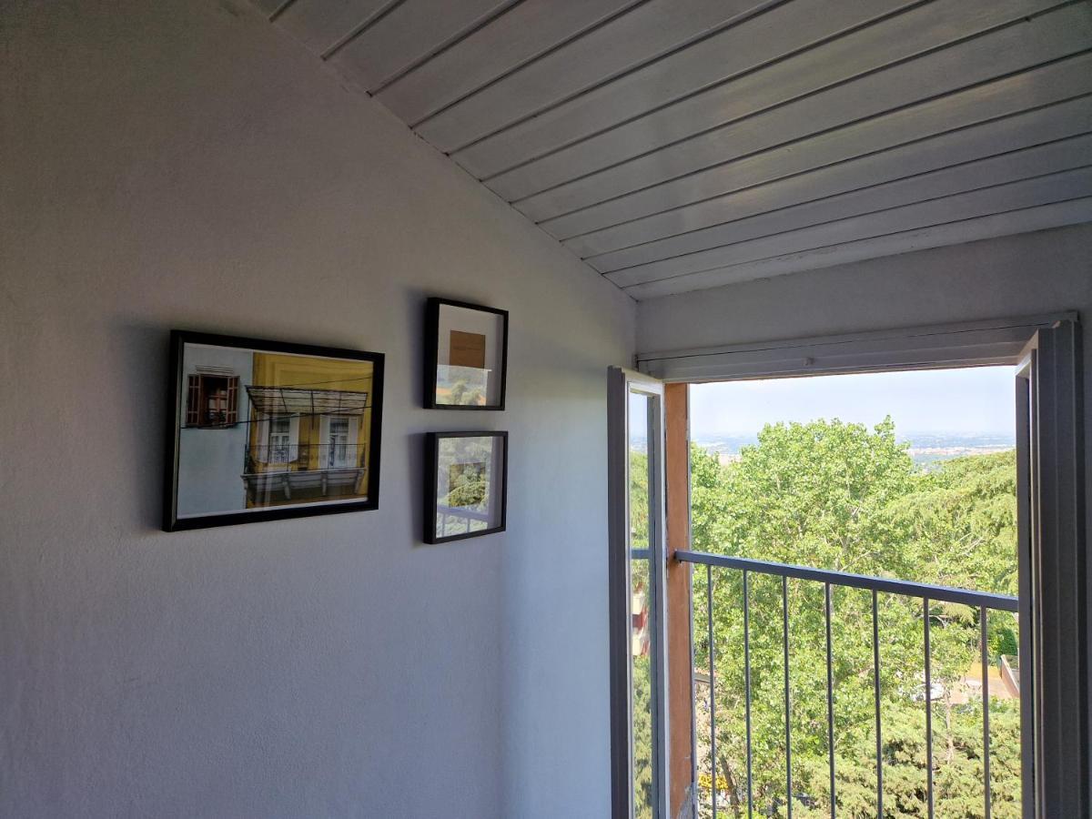 Lovely One-bedroom Attic In An Ancient Village Appartement