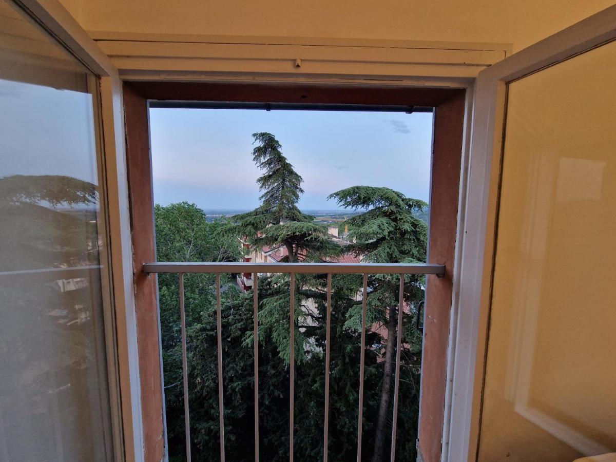 Lovely One-bedroom Attic In An Ancient Village Appartement *