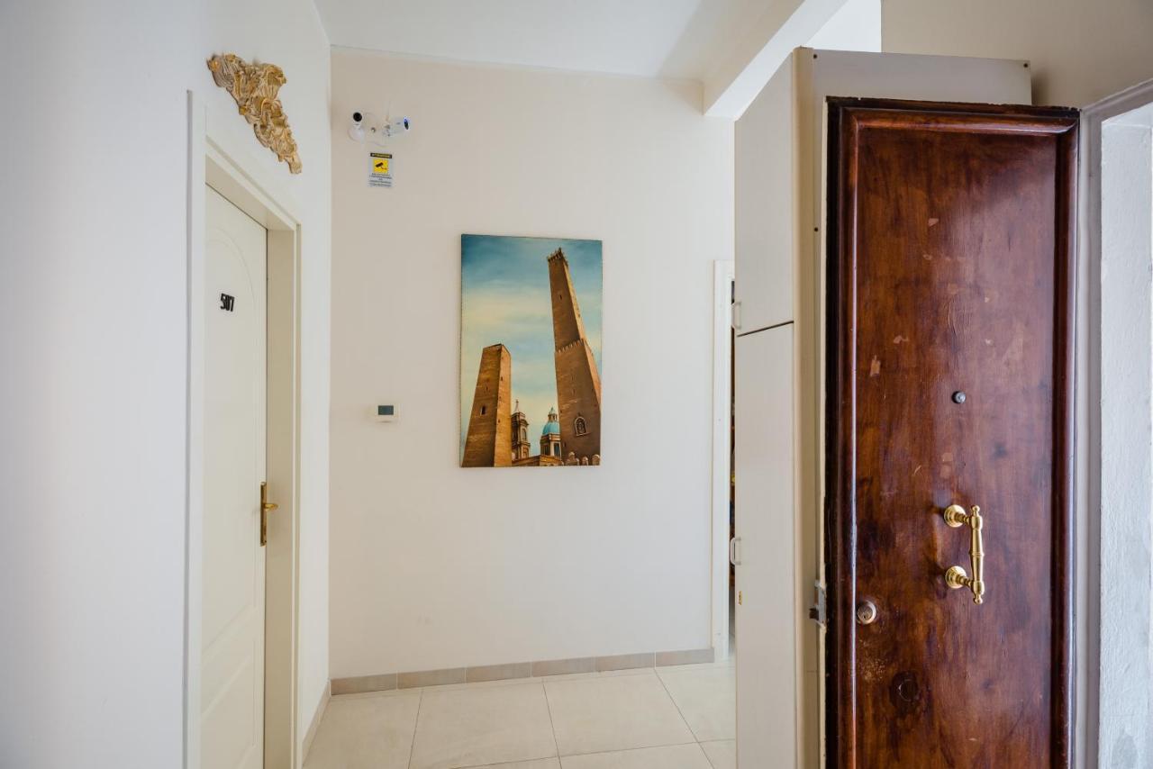 Residenza Due Torri Check In Presso Vicolo Cattani 7 Guest house 3*