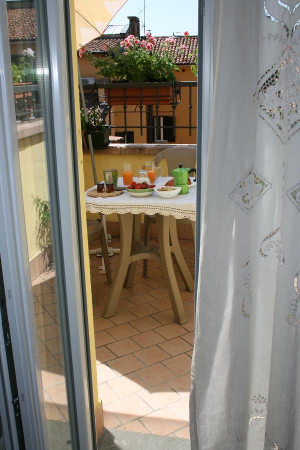 Apartamento Incantevole Sui Tetti Di Bolonha