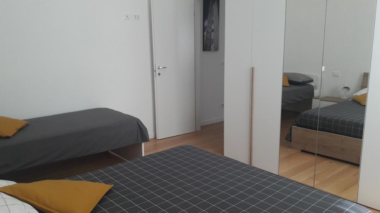 Bolognamania Apartments-happy Apartment