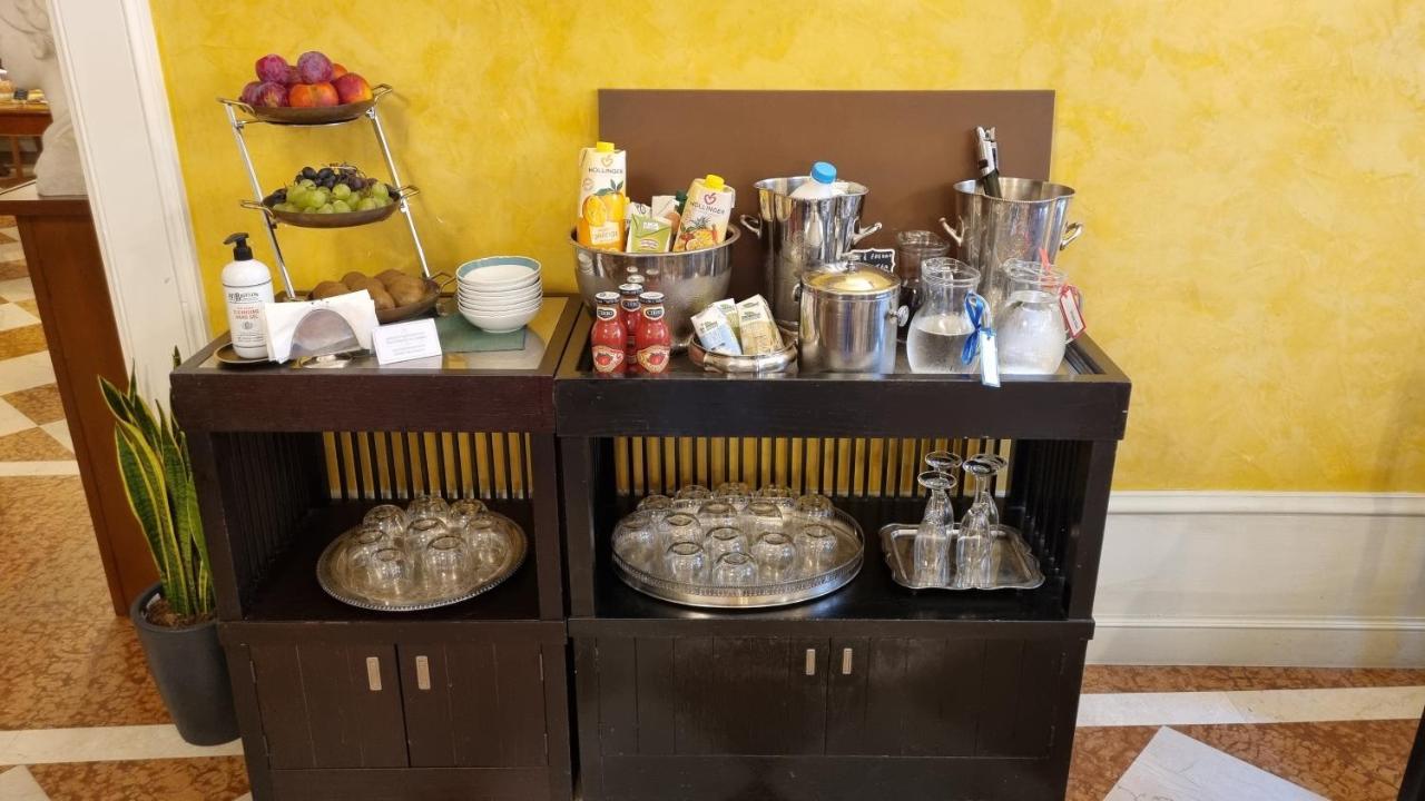 Art Orologio Hotel 4*