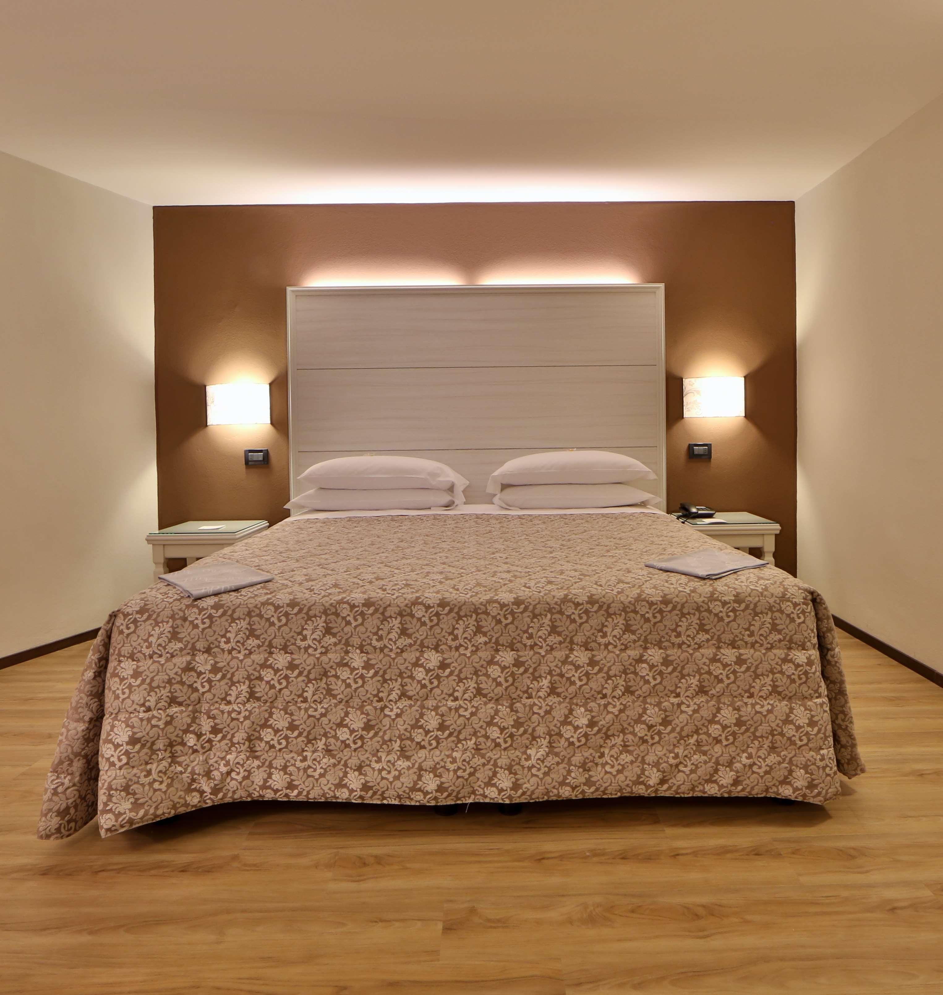Hotel San Donato - Centro 4*