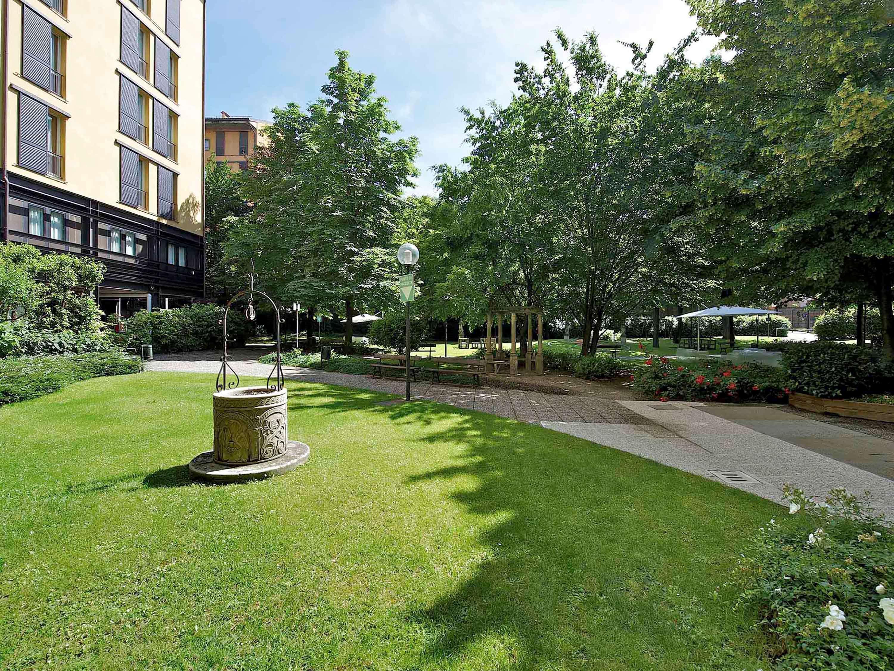 Mercure Centro Hotel 4*