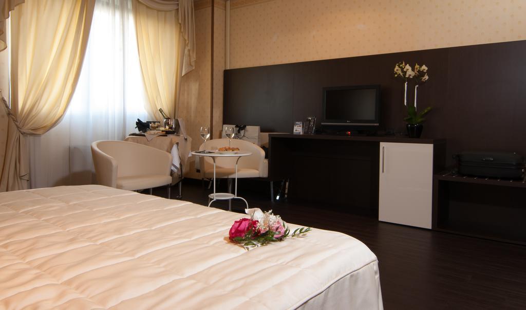 Hotel Jr Amadeus