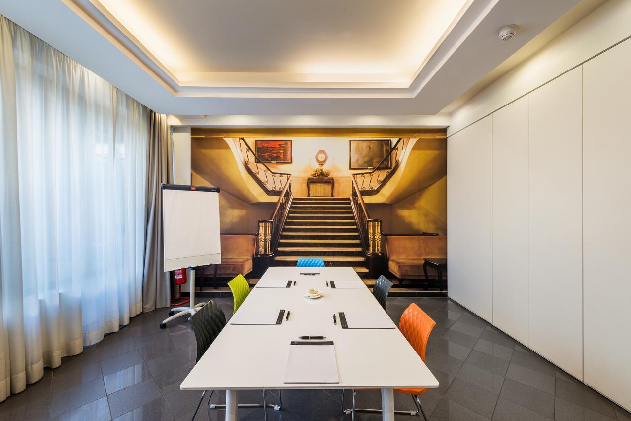 Hotel Jr Amadeus 4*