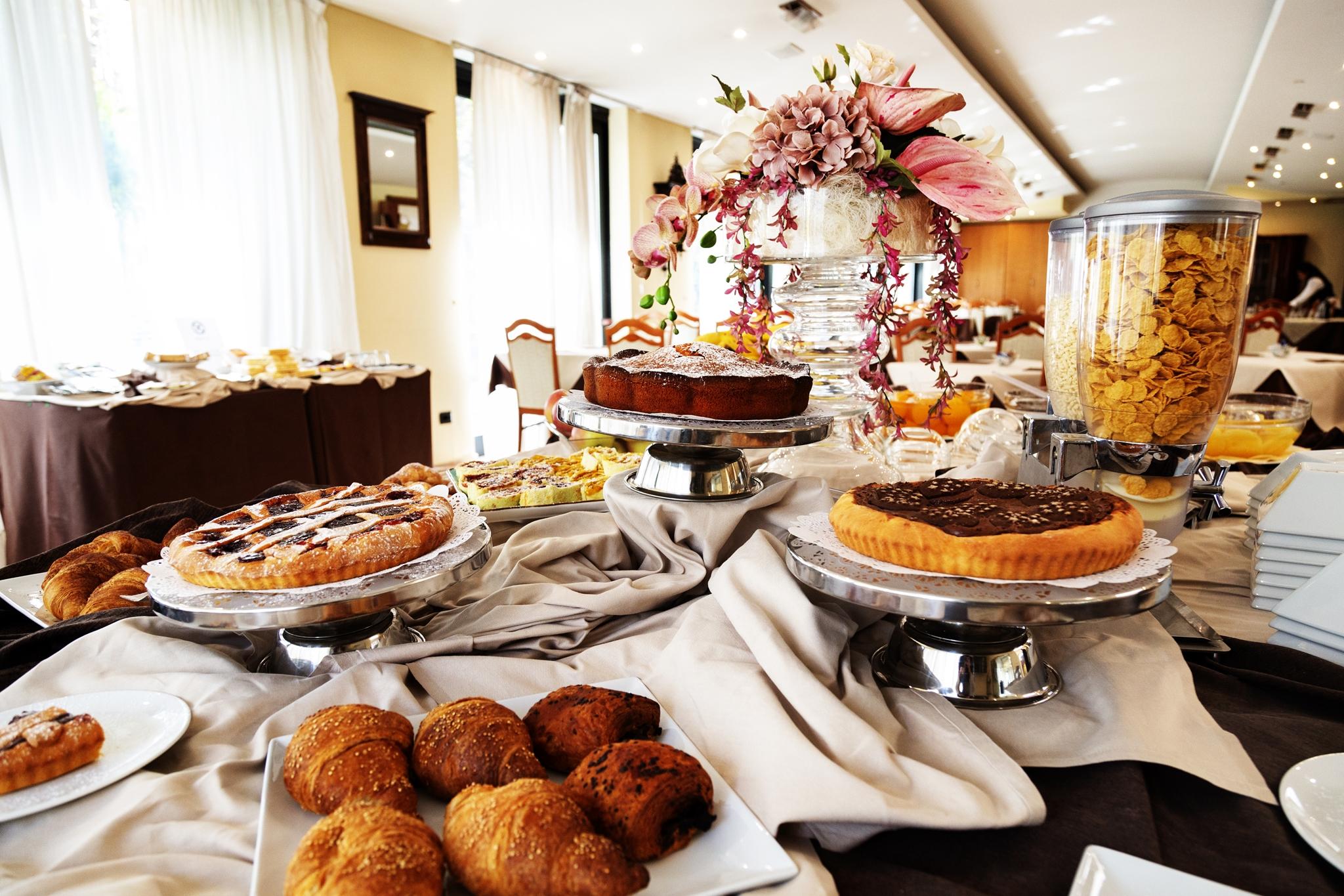 Jr Amadeus Hotel Bologna