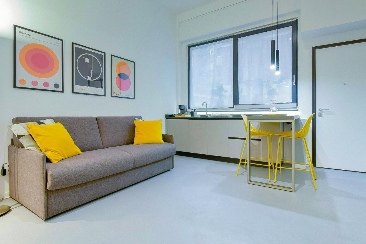 Mono Apartment *
