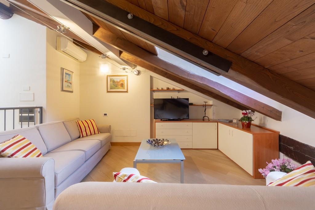 Santo Stefano - Bolognarooms Apartamento