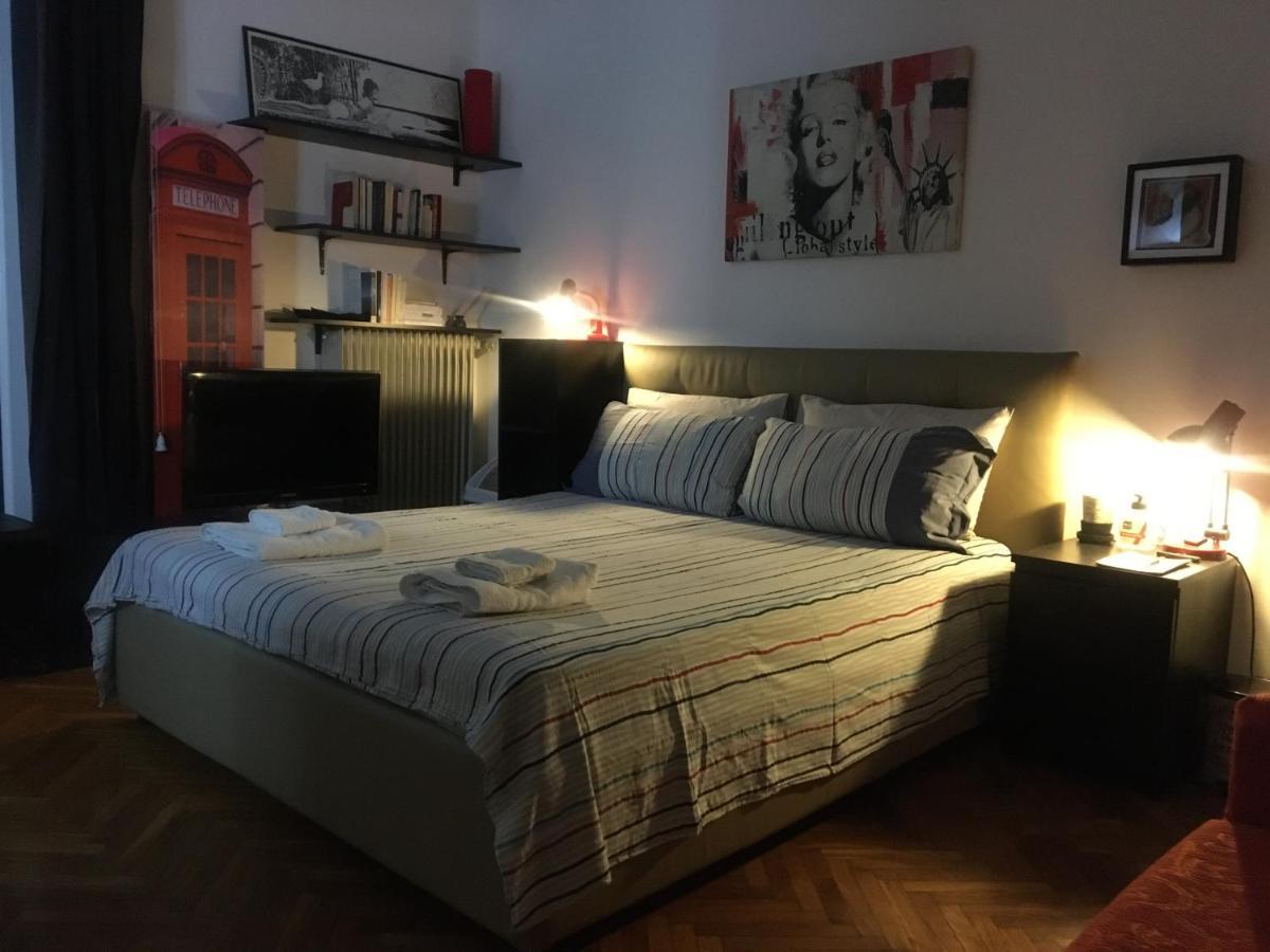 Couette-café Luminosa Stanza In Signorile Bologne