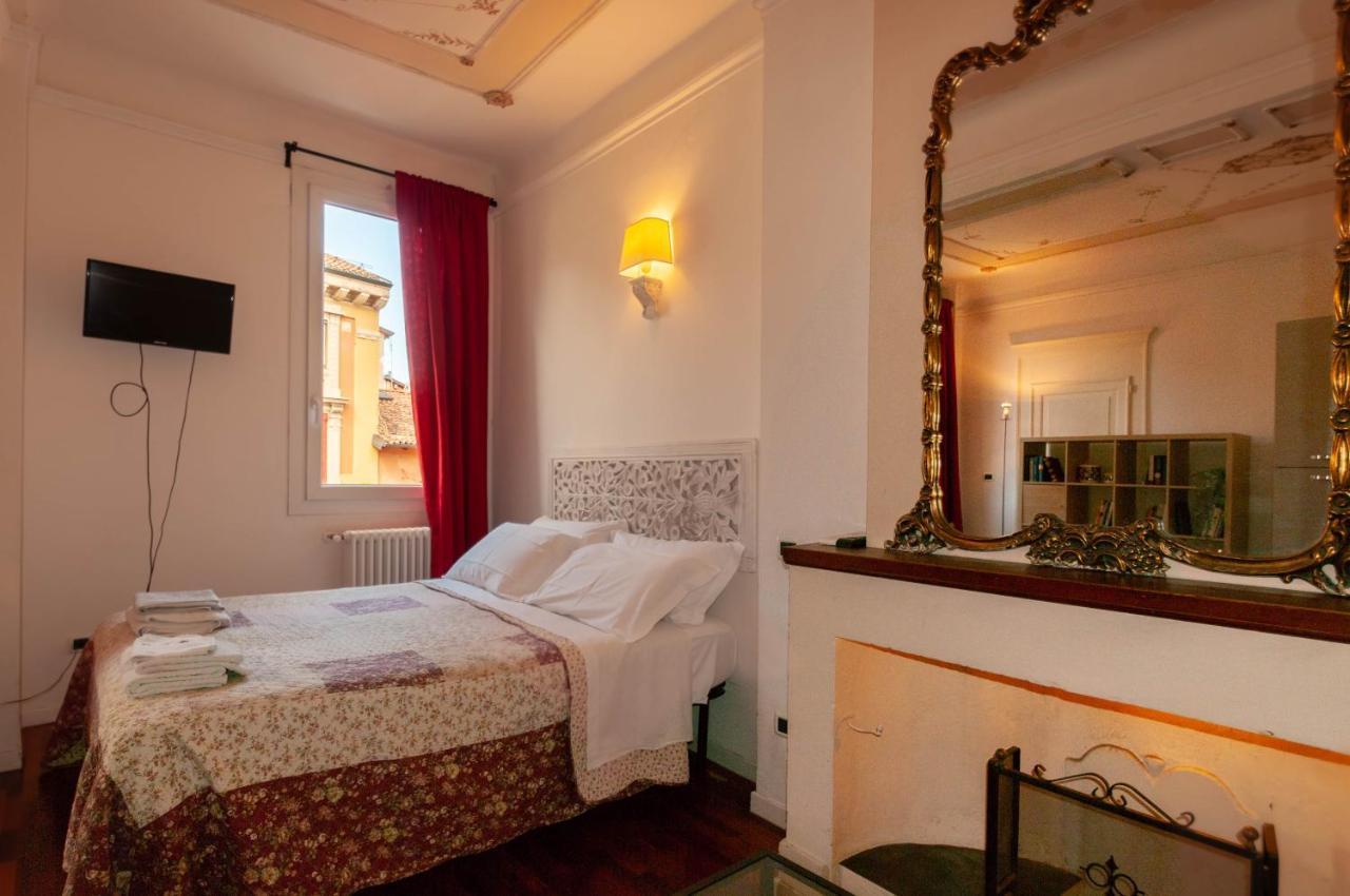 Porta Antica Apartment *