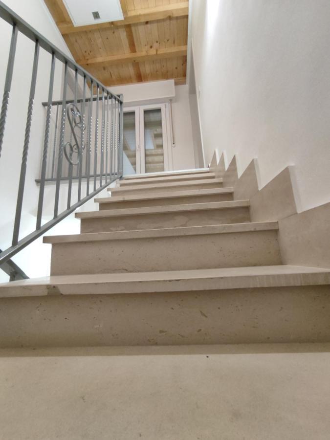 Apartment Grigio Perla Panigale, Con Giardino E Parcheggio Privato Gratuito Fino A Tre Posti Auto *