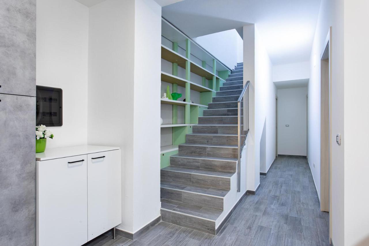 Olimpia House Guest house *