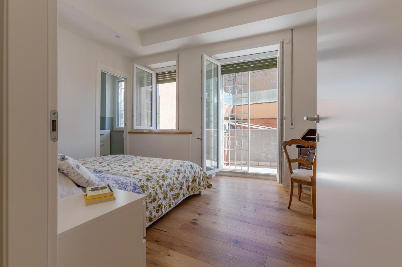 W/terrace 10 Min Walk From Piazza S.stefano Lejlighed *