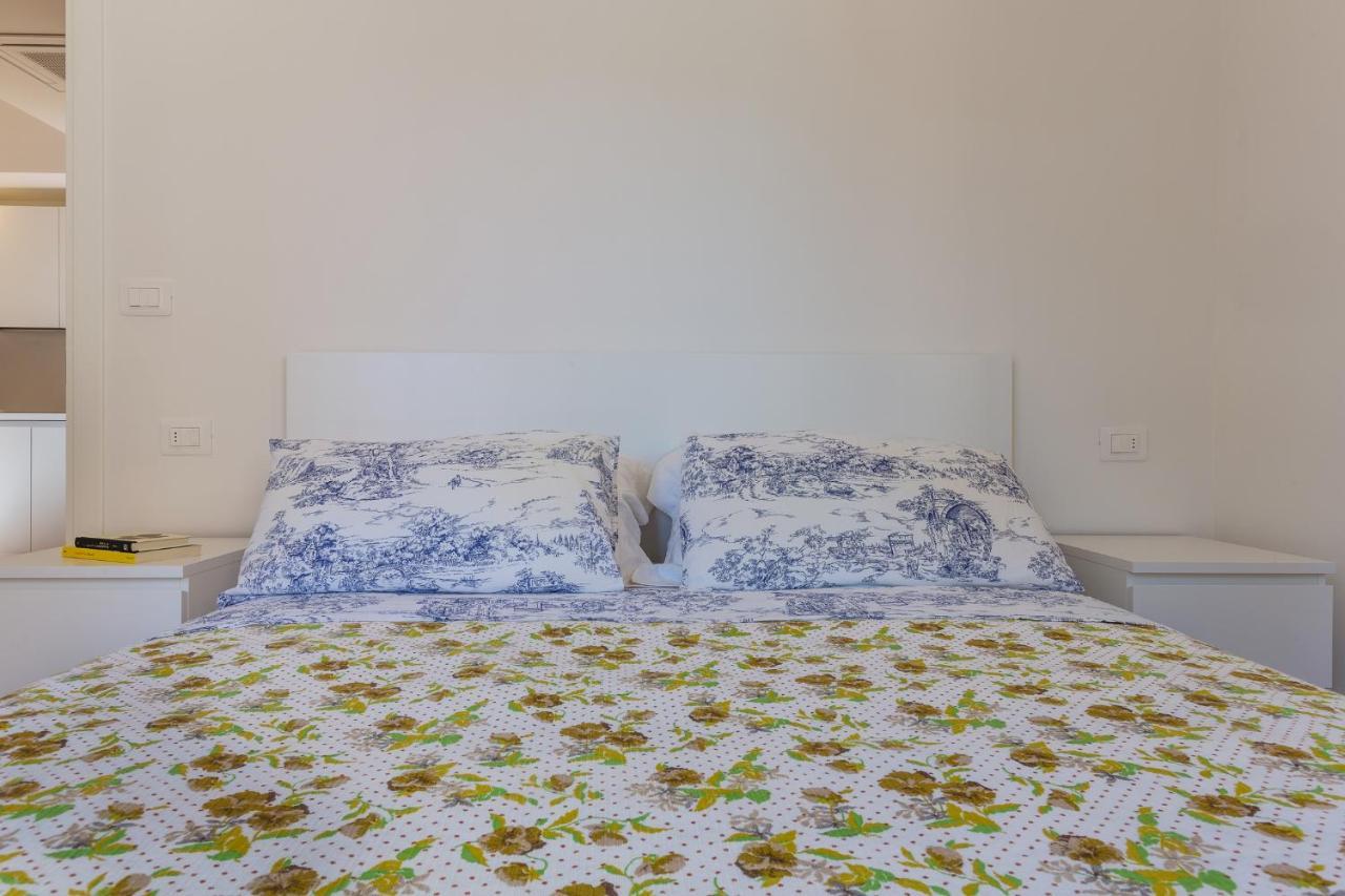 Lejlighed W/terrace 10 Min Walk From Piazza S.stefano