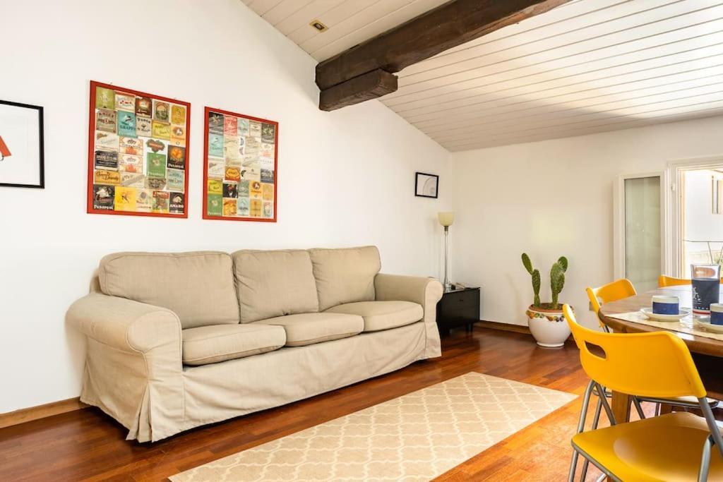 Appartement Lovely One-bedroom Attic In An Ancient Village