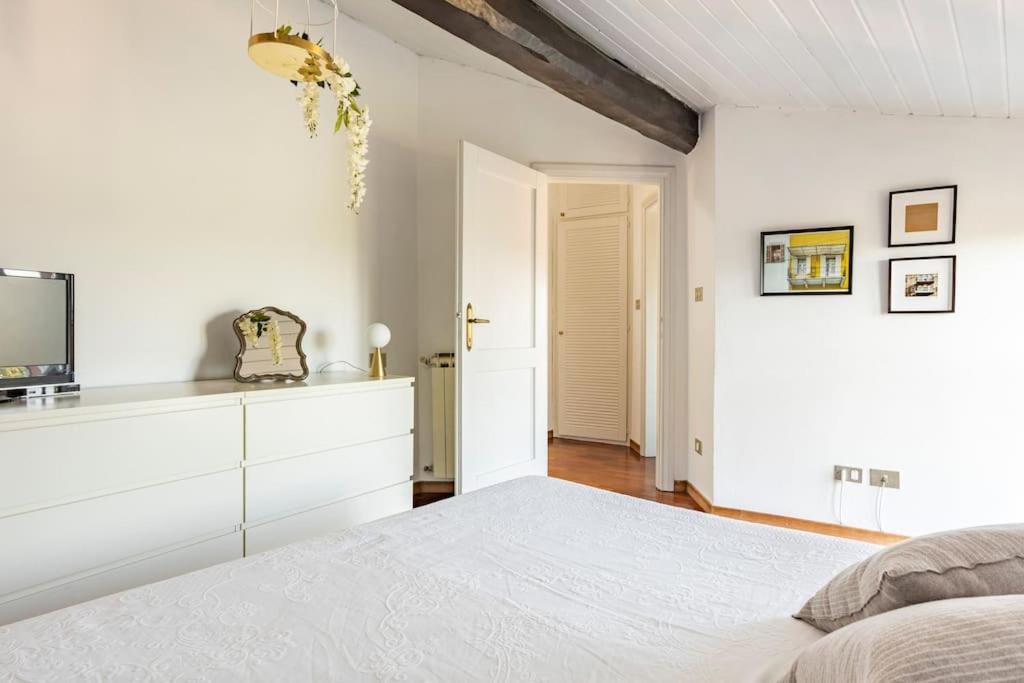 Lovely One-bedroom Attic In An Ancient Village *