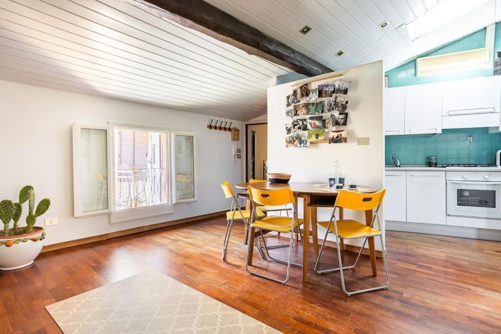 Appartement Lovely One-bedroom Attic In An Ancient Village Bologne