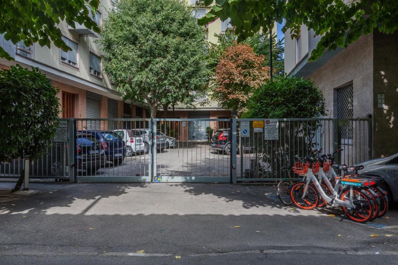 W/terrace 10 Min Walk From Piazza S.stefano Lejlighed