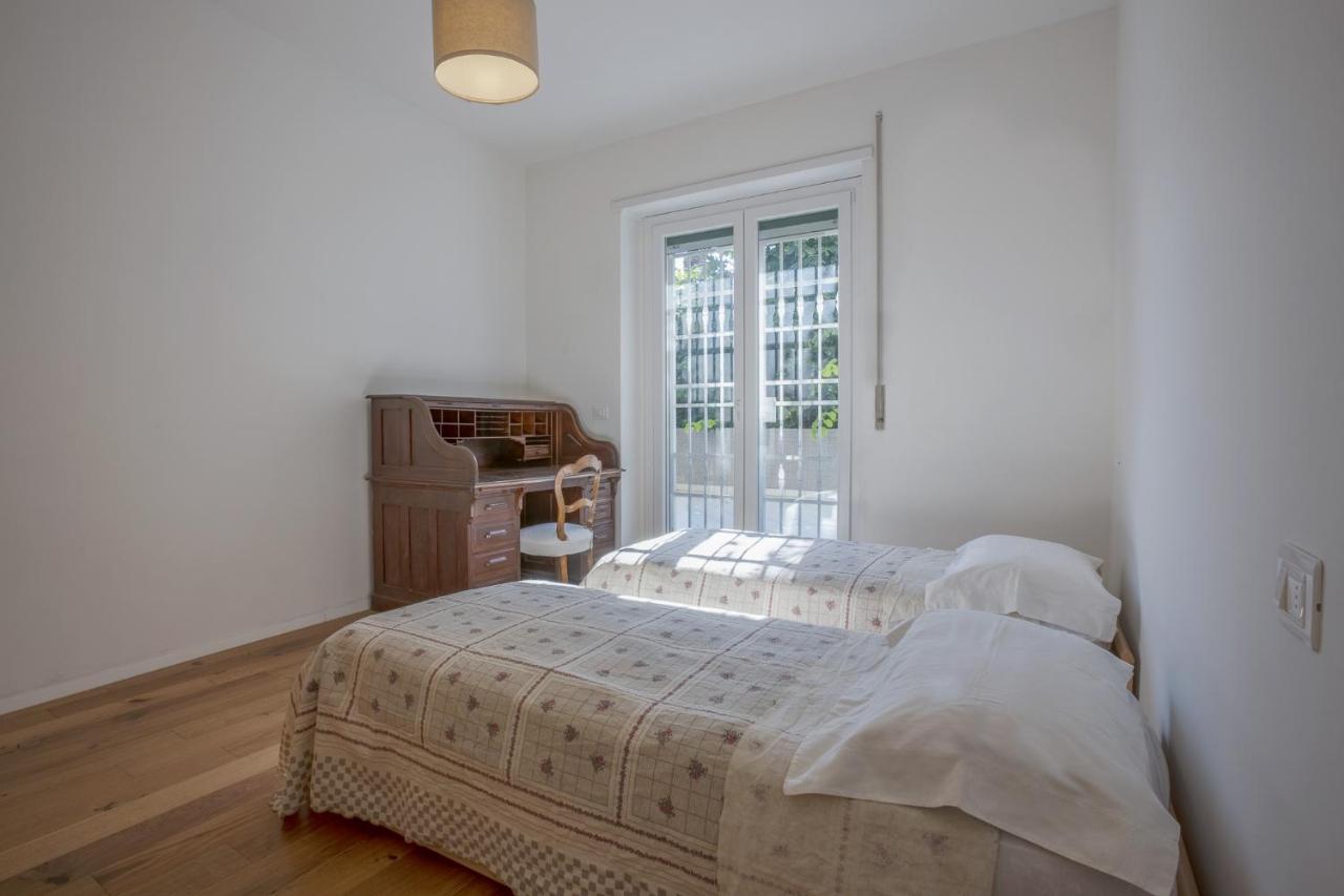 W/terrace 10 Min Walk From Piazza S.stefano Lejlighed *