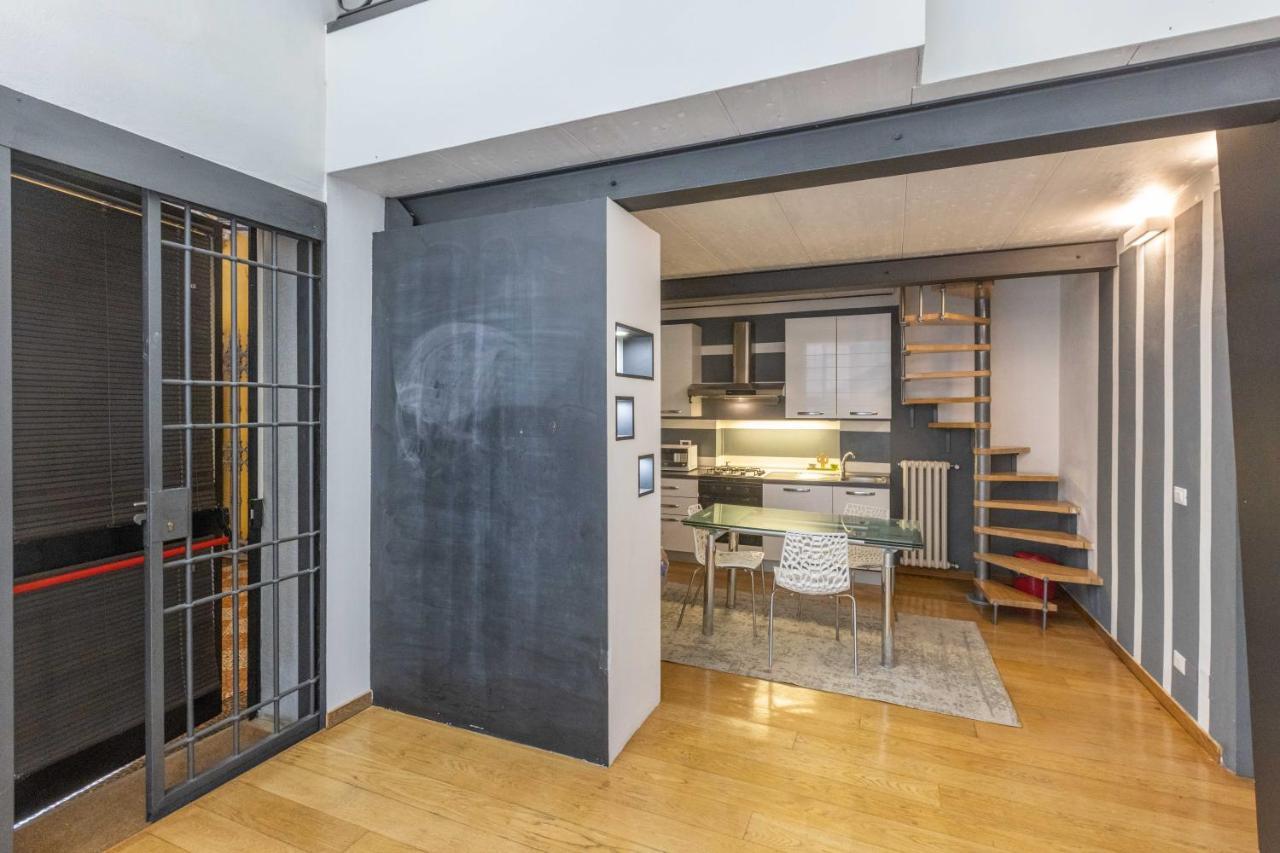 De'carbonesi, Appartement
