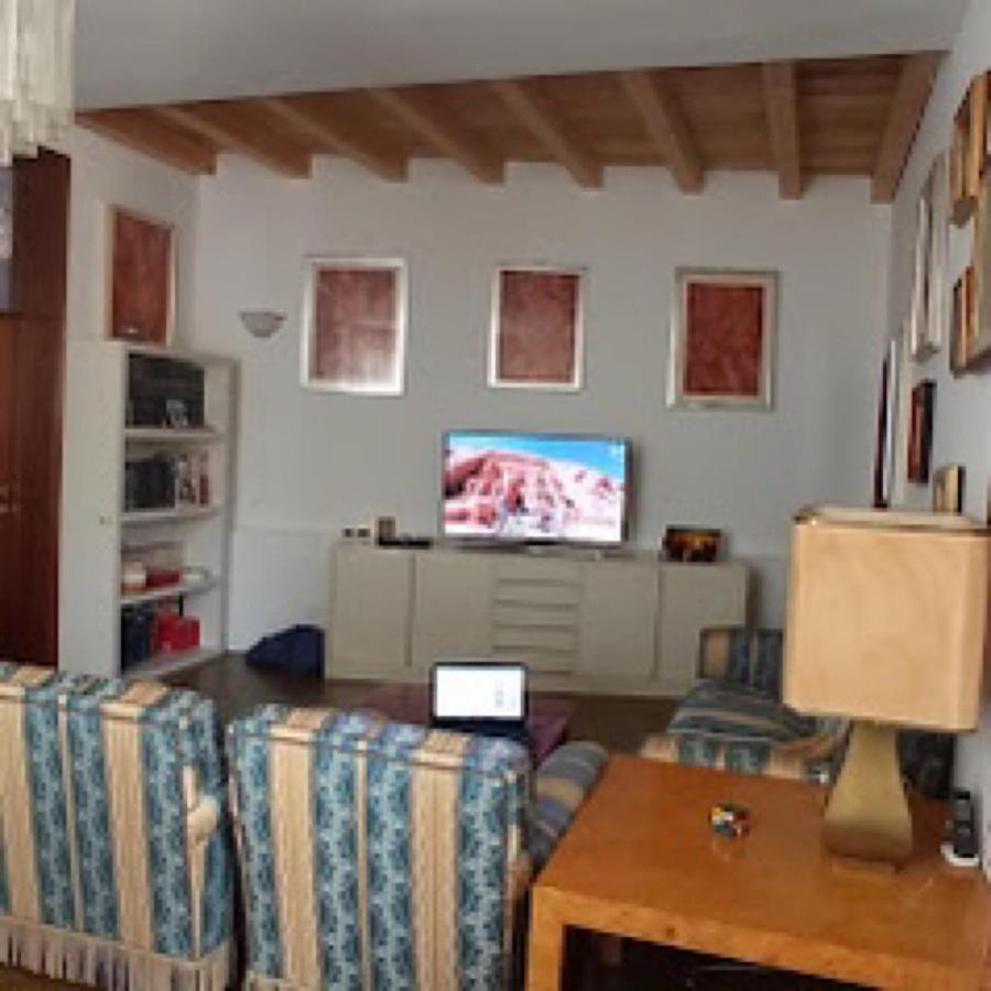 23 Maison d'hôtes *
