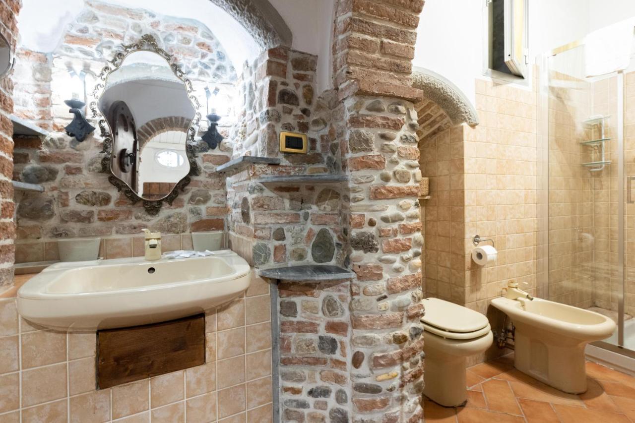 Appartement De'gombruti, *