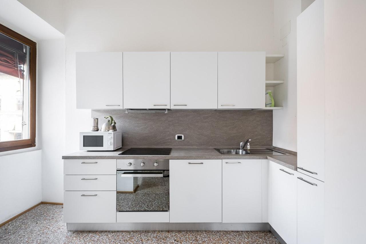 Urbanicooh Garisenda - Piazza Maggiore View Appartement Bologne