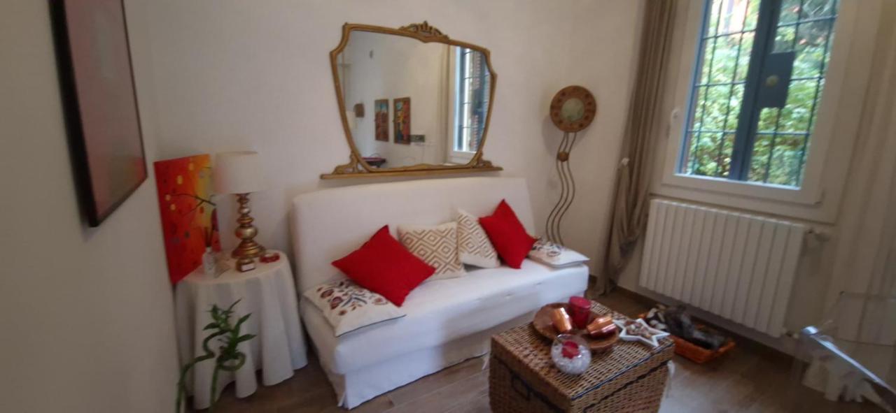 Minimal Chic House - Oasis Near The Center With Private Parking & Pet-friendly Ferienhaus