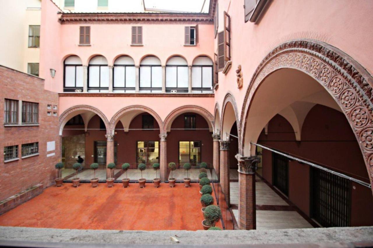 Ugo Bassi Lux Apartamento