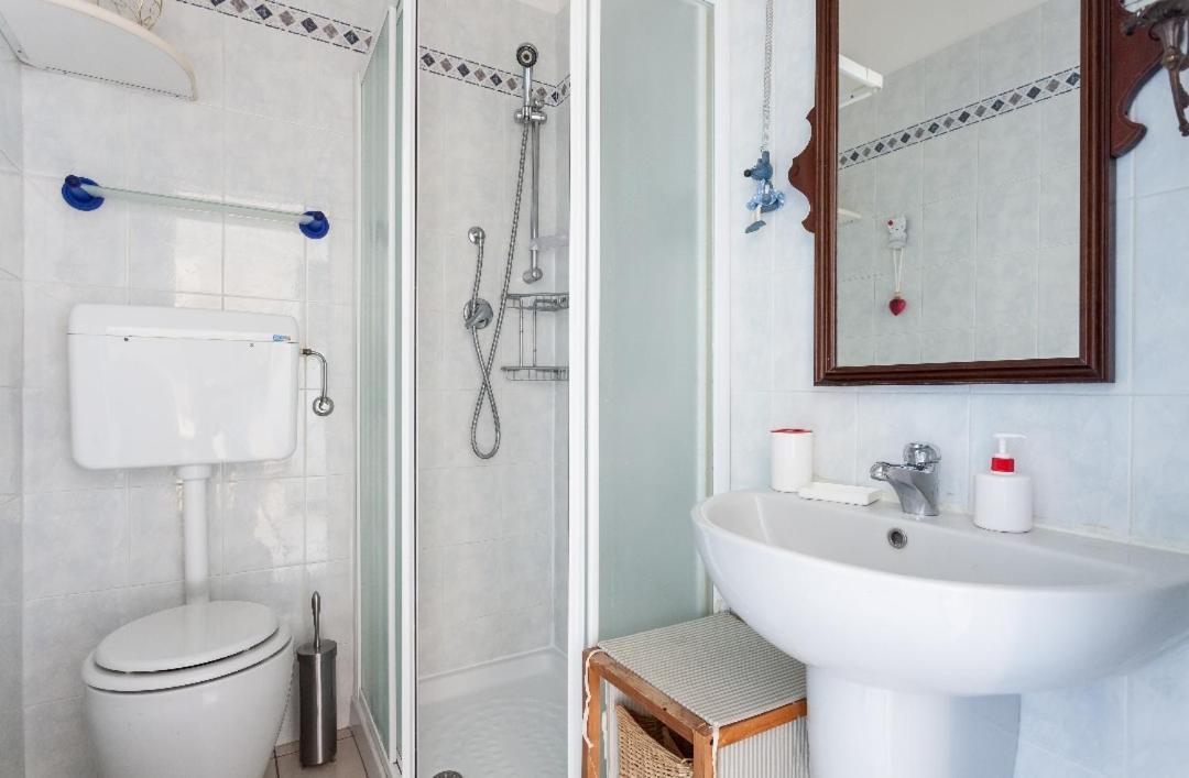 Apartamento Ampio Luminoso Quinto Piano Ascensore Bolonia