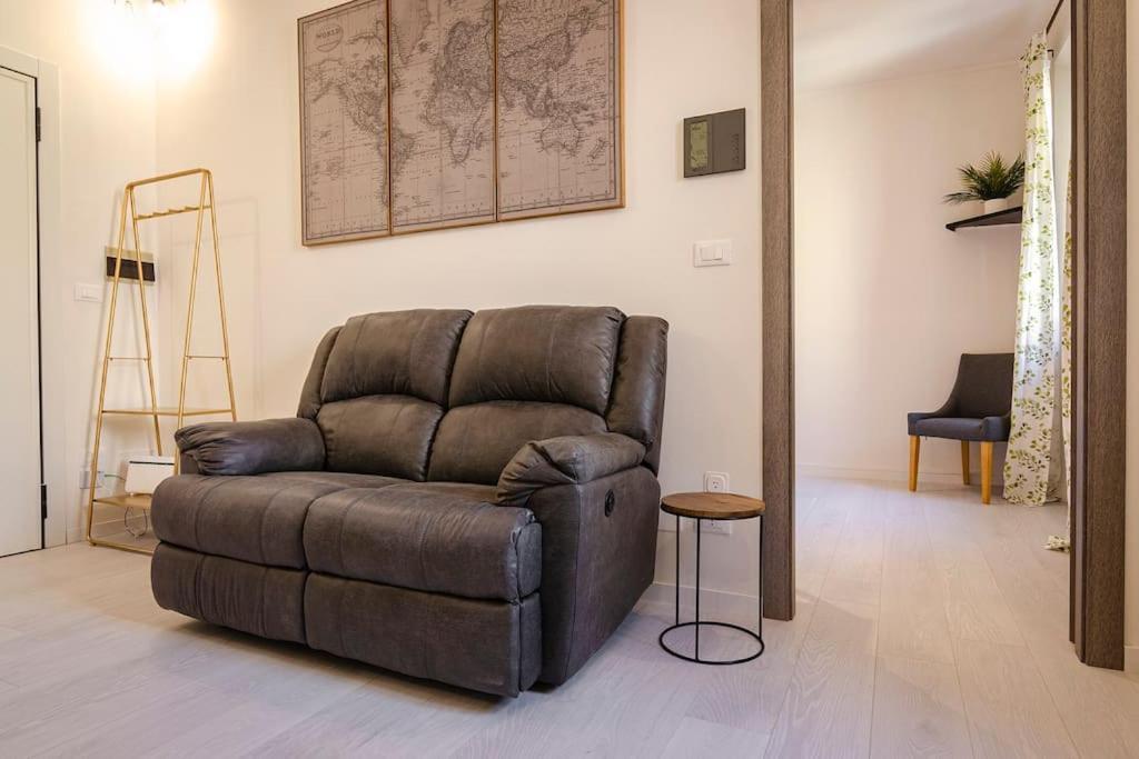 Lejlighed Canonica Home, In The Heart Of The