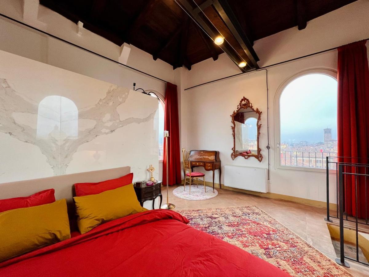 Tower Of Lovers - Ancient Altana Apartment