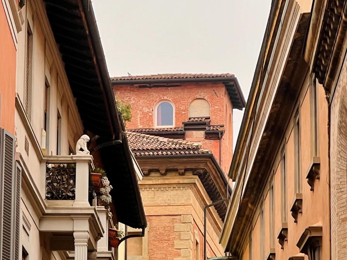 Tower Of Lovers - Ancient Altana Apartment Bologna