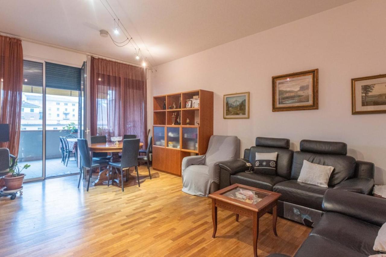 Masini 56, Apartment