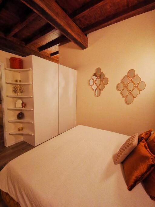 Dechiari21 Boutique Bologna