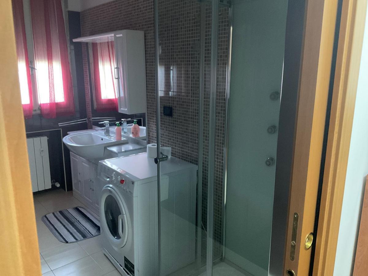 Splendido In Zona Fiera A Apartamento